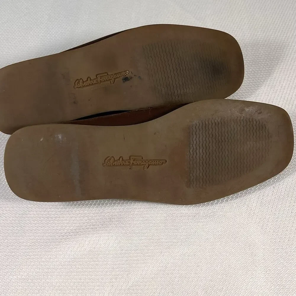Salvatore Ferragamo Gancini Logo Plate Loafers Brown‎ Leather Men's Size 8.5 D